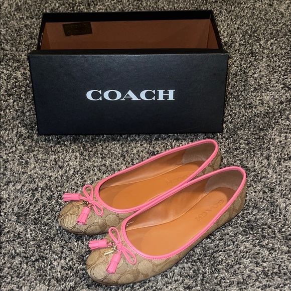 Coach Benni Sig Jacq Flat - WITH BOX - Picture 1 of 8